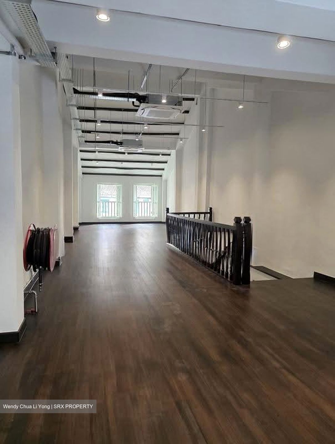 North Bridge Road (D7), Office #632851691